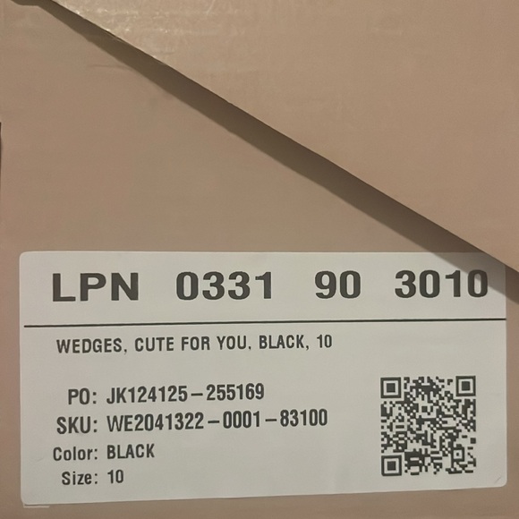 JustFab “Cute for You” Wedges in Black - Picture 5 of 5